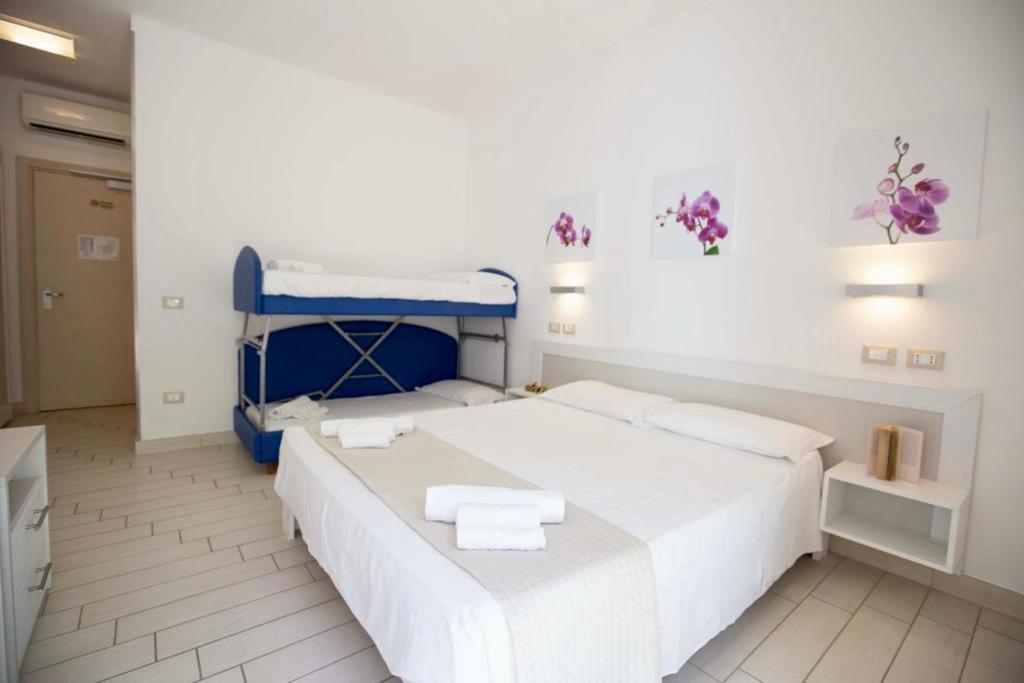 Hotel Elite Cervia Kültér fotó
