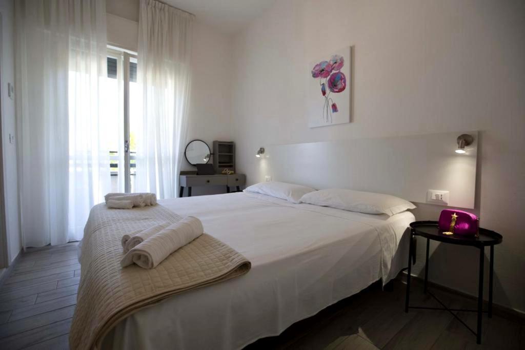 Hotel Elite Cervia Kültér fotó