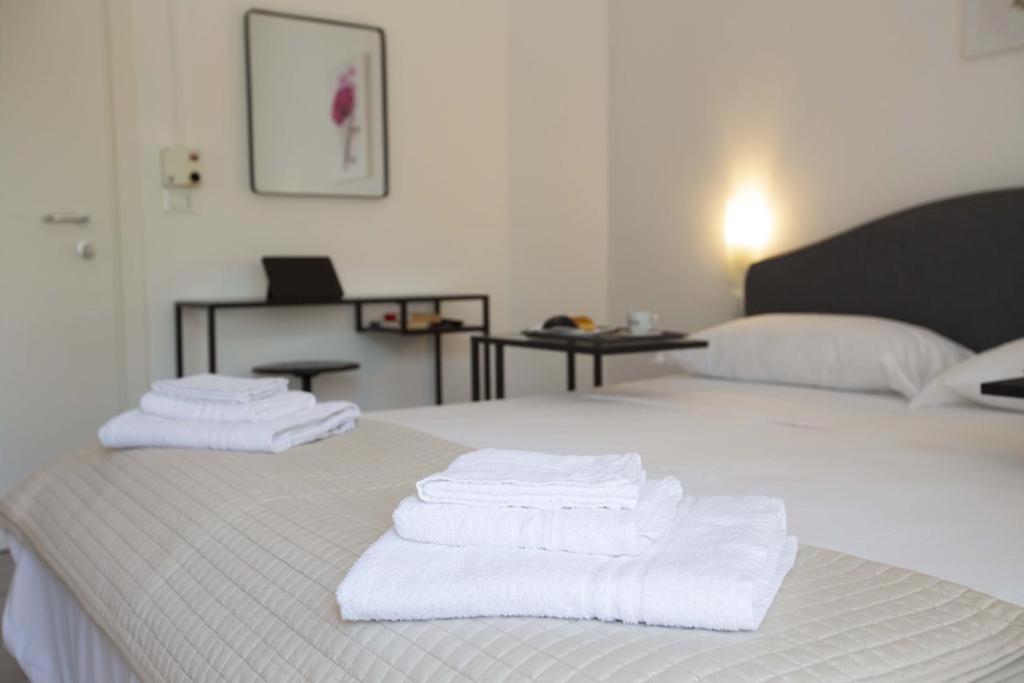 Hotel Elite Cervia Kültér fotó