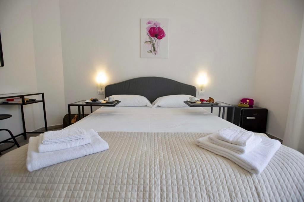 Hotel Elite Cervia Kültér fotó