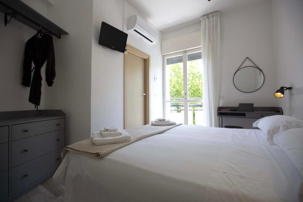 Hotel Elite Cervia Kültér fotó