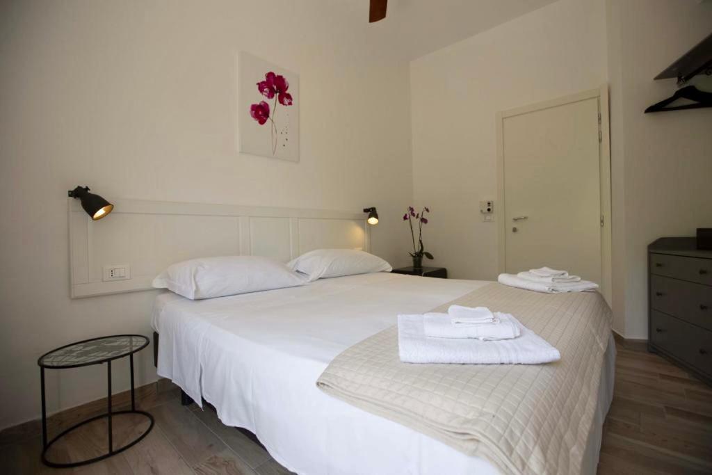 Hotel Elite Cervia Kültér fotó