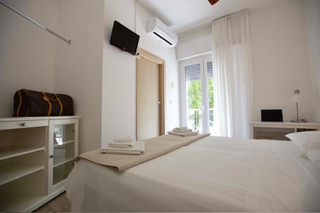 Hotel Elite Cervia Kültér fotó