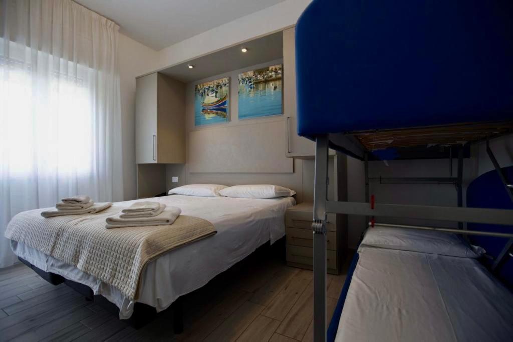 Hotel Elite Cervia Kültér fotó