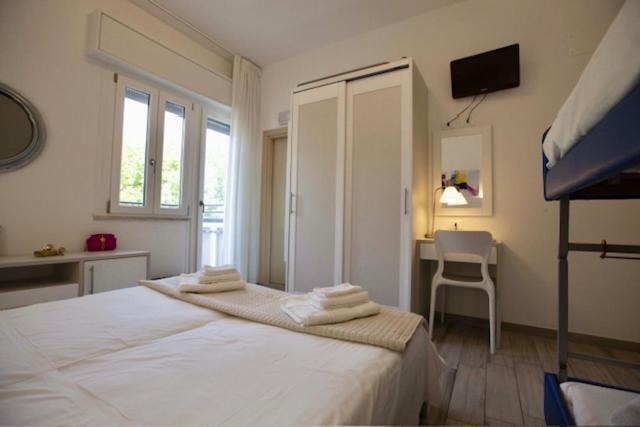 Hotel Elite Cervia Kültér fotó
